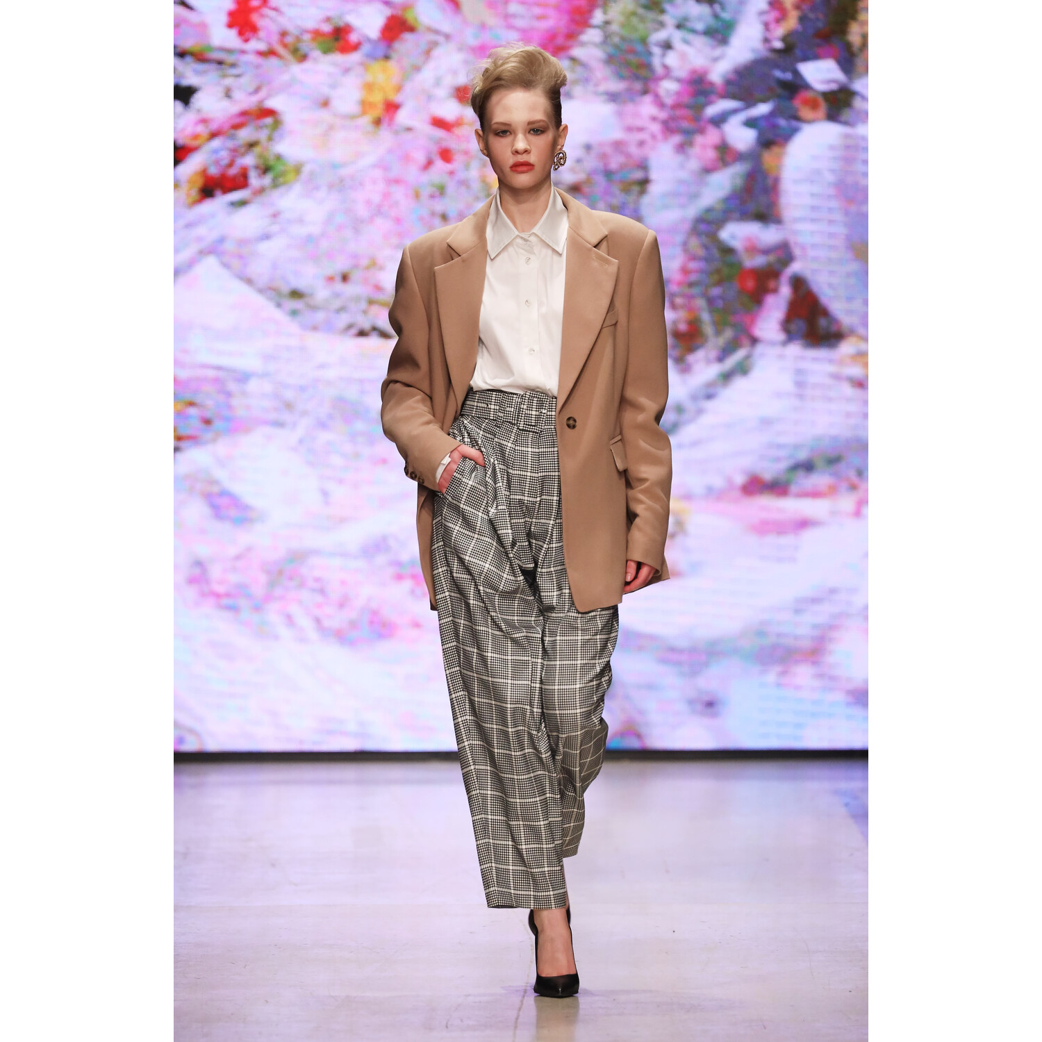 Фото Product of Imitation Fall 2019 Ready-to-Wear / Product of Imitation осень-зима 2019 / Неделя моды: Москва